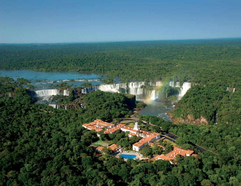 Onde ficar em Foz do Iguaçu: Melhores bairros e hotéis em 2025