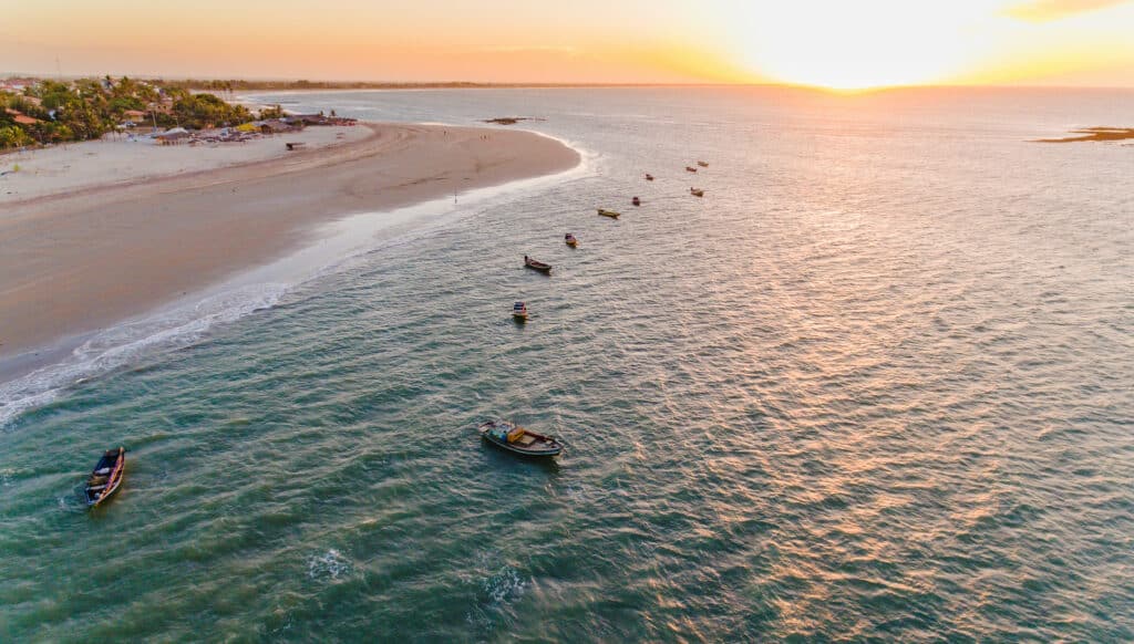 Vista da Praia do Coqueiro, na região do Delta do Parnaíba.