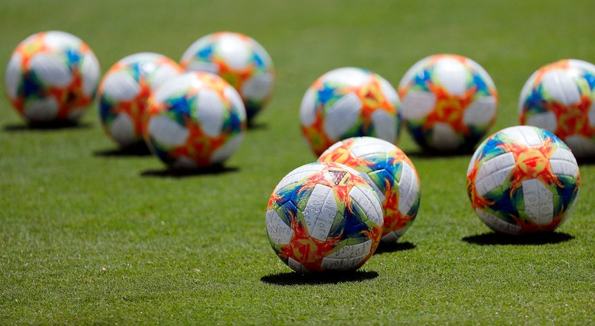Farense derrota Estrela da Amadora em partida de preparação
