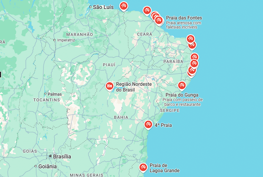 Mapa do nordeste do Brasil mostrando locais turísticos com ícones ao longo da costa. Cidades importantes como São Luís e Fortaleza estão rotuladas.