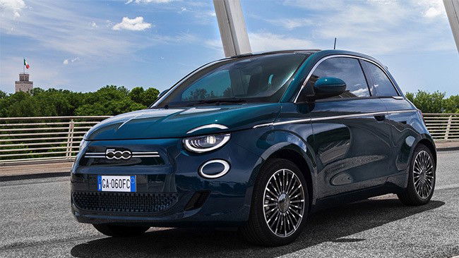 Carro elétrico Fiat 500e Hatchback 24 kWh