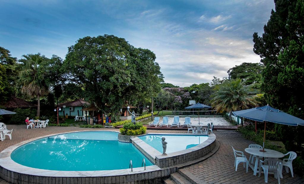 piscina da Villa Buonabitacolo pousada em São João Del Rey