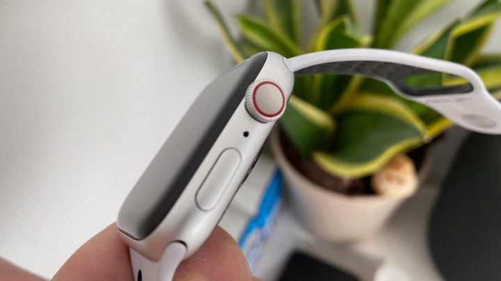Imagem Apple Watch 5 com ECG