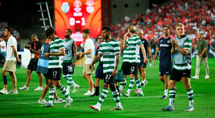 Sporting abre campeonato diante do Casa Pia