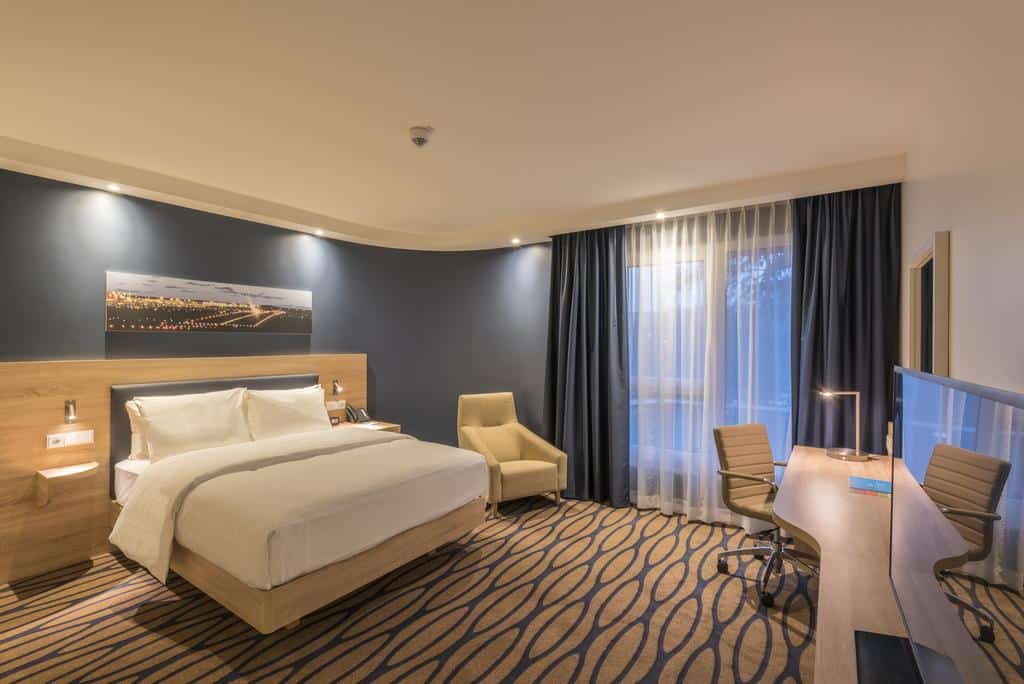 Hampton By Hilton Frankfurt Airport
