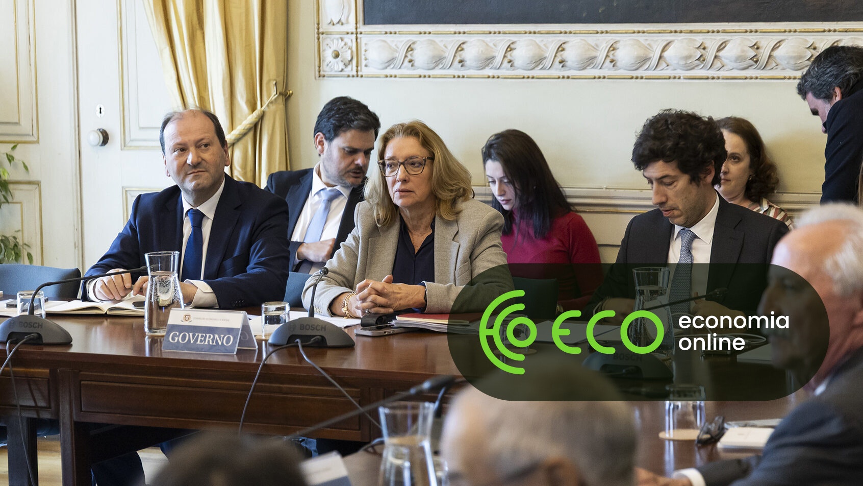 Lei Laboral. Governo apresenta nova versão para as regras da amamentação
