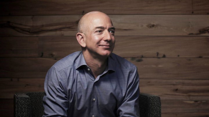 Quanto dinheiro receberia cada pessoa se Jeff Bezos distribuísse as suas ações da Amazon?