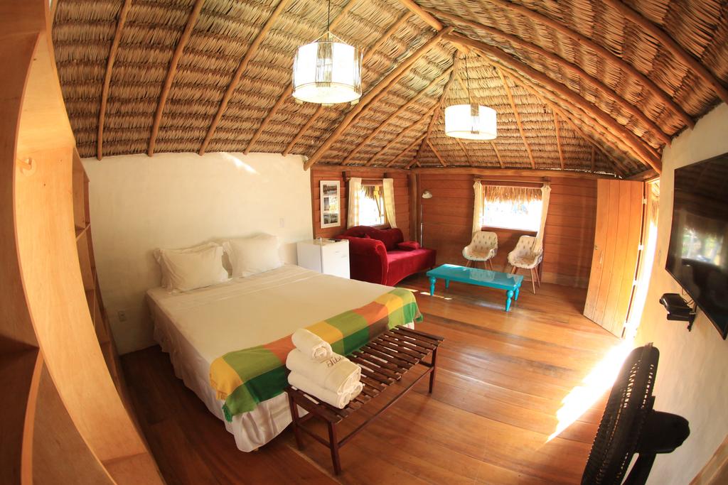 Quarto amplo para casal na Pousada Titãs, em Barra Grande